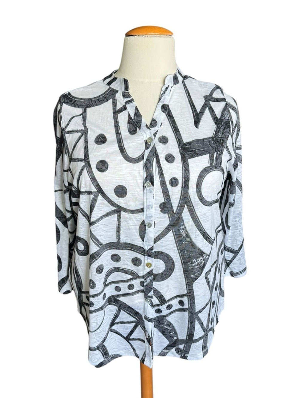 Jess & Jane XL Abstract Art Print Button Front Tunic Top Black White USA